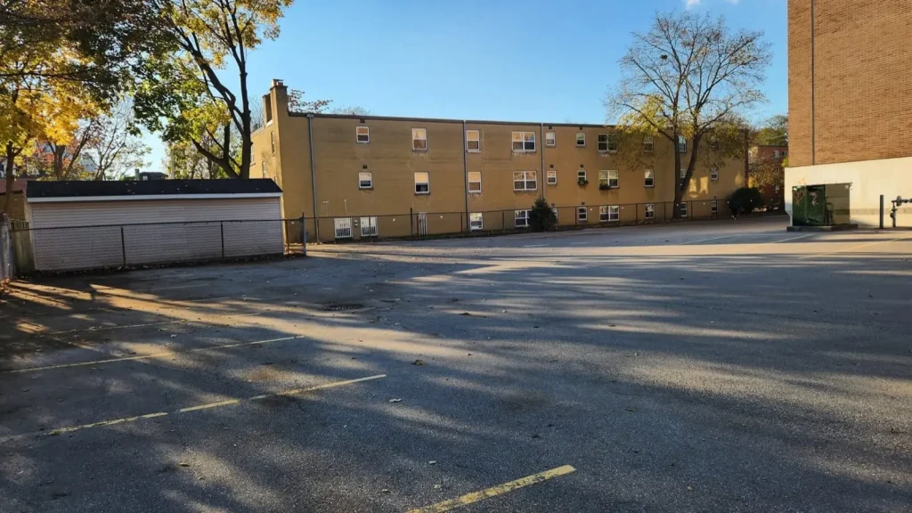Monthly parking at dufferin ave in London ontario
